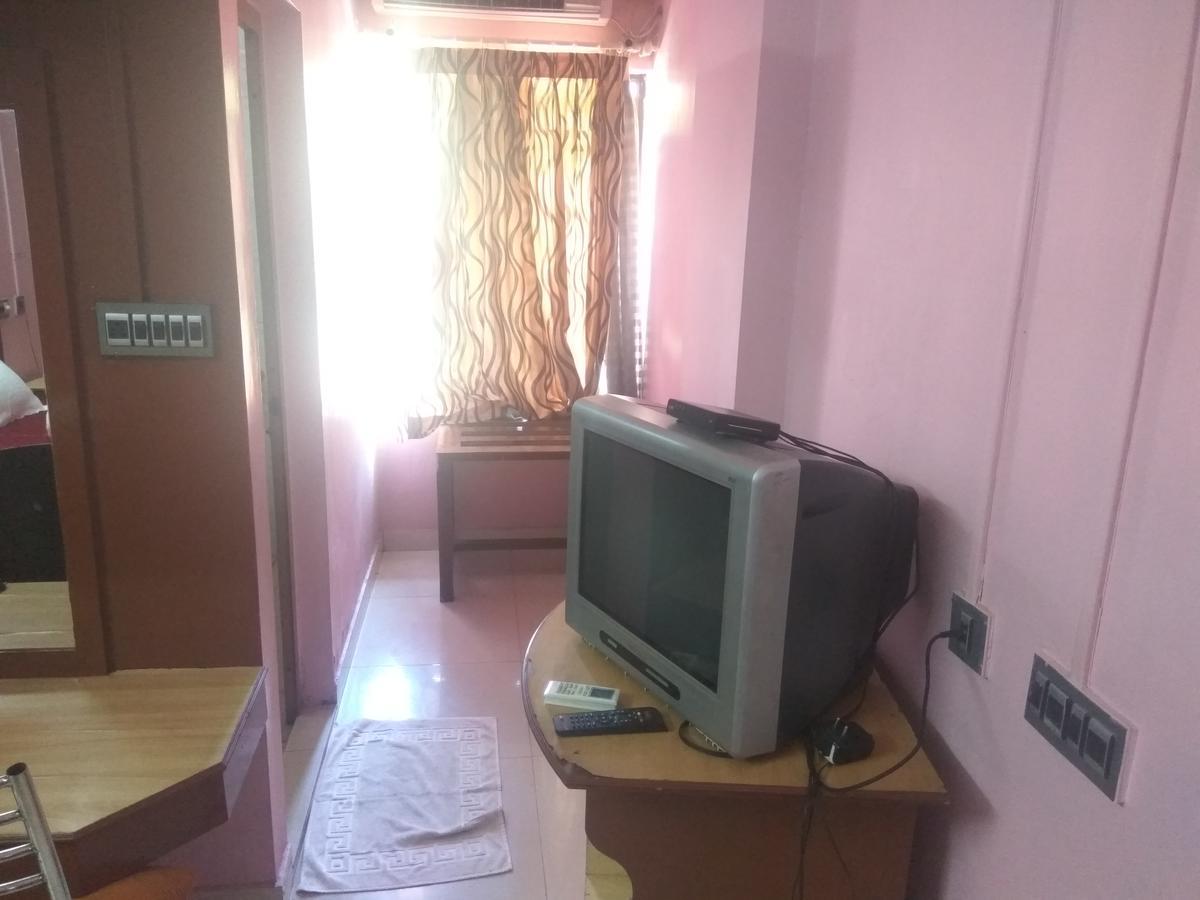 Hotel Malika Residency Ettumanoor Esterno foto