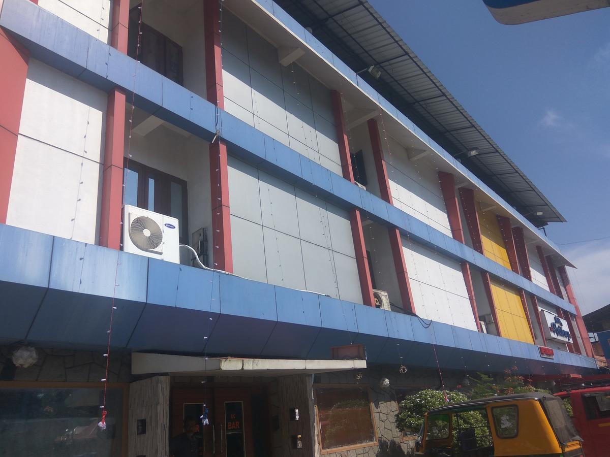 Hotel Malika Residency Ettumanoor Esterno foto