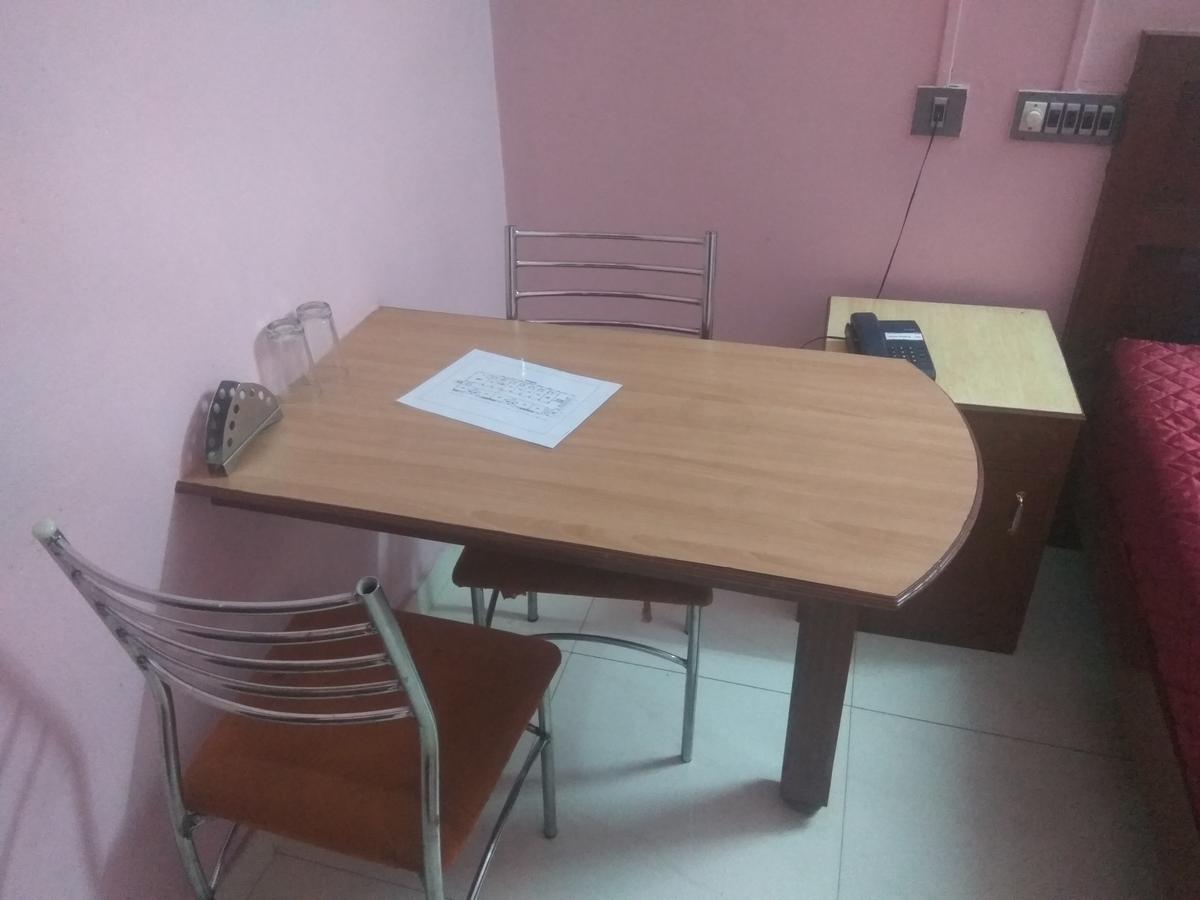 Hotel Malika Residency Ettumanoor Esterno foto